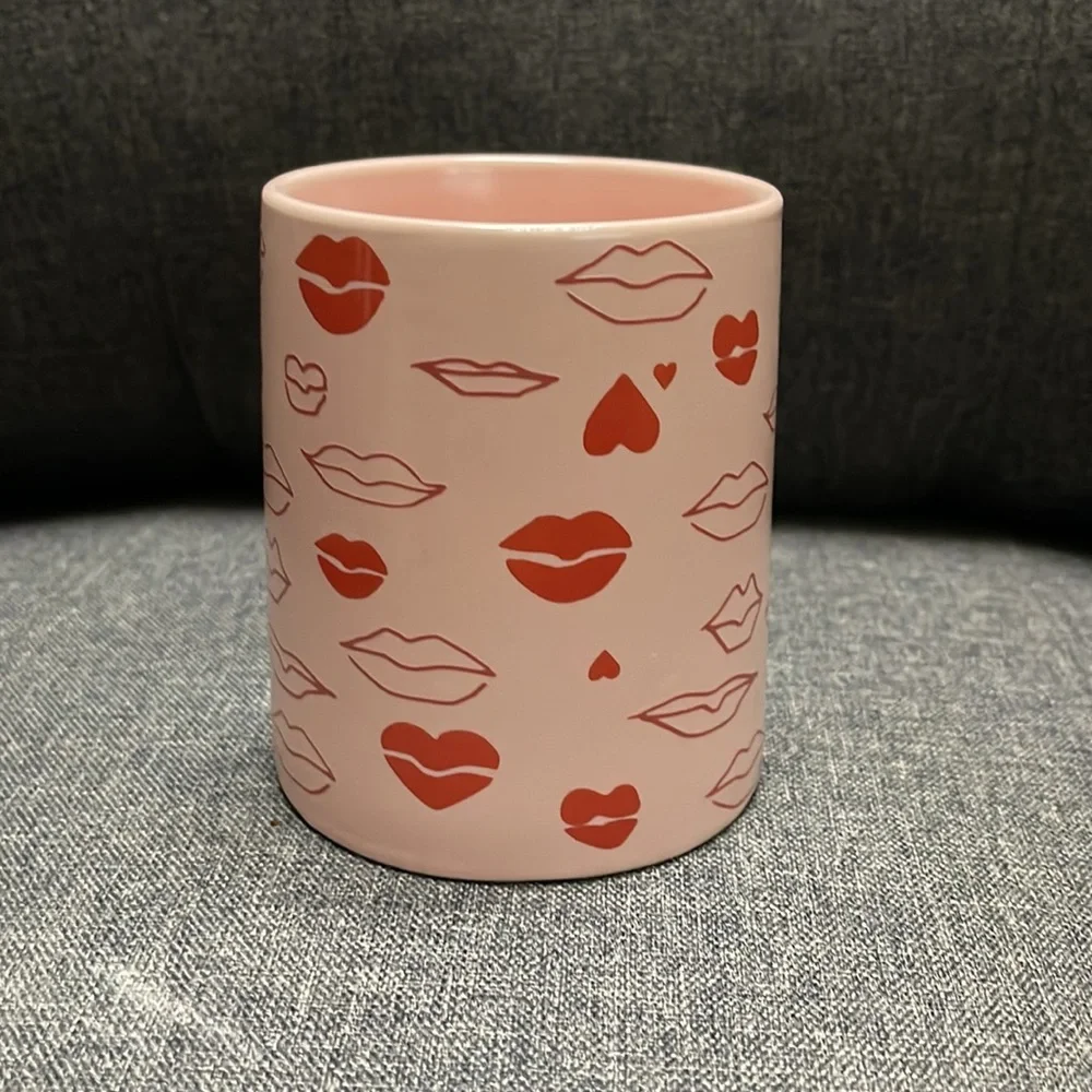 Starbucks 2021 Valentines Hearts-Lips Mug
